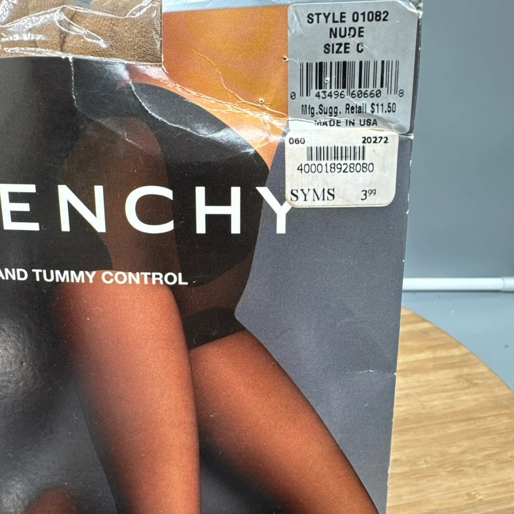 GIVENCHY Body Smoothers Hip and Tummy Control‎ Pantyhose, Size C Nude NEW USA